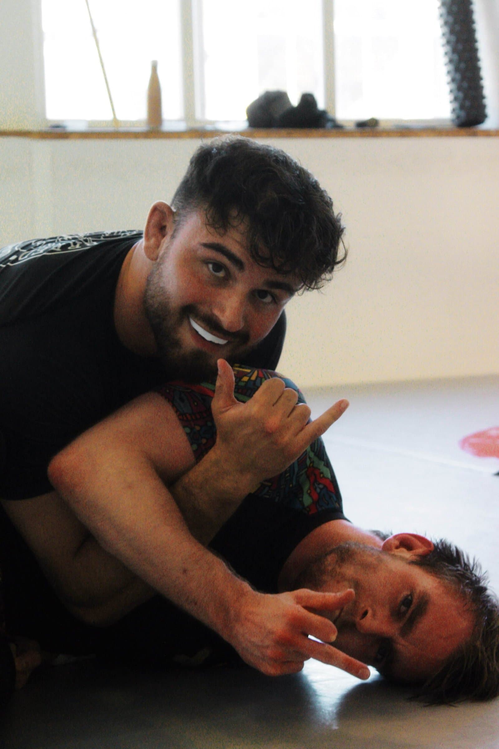 BorzFuel utøver på matta